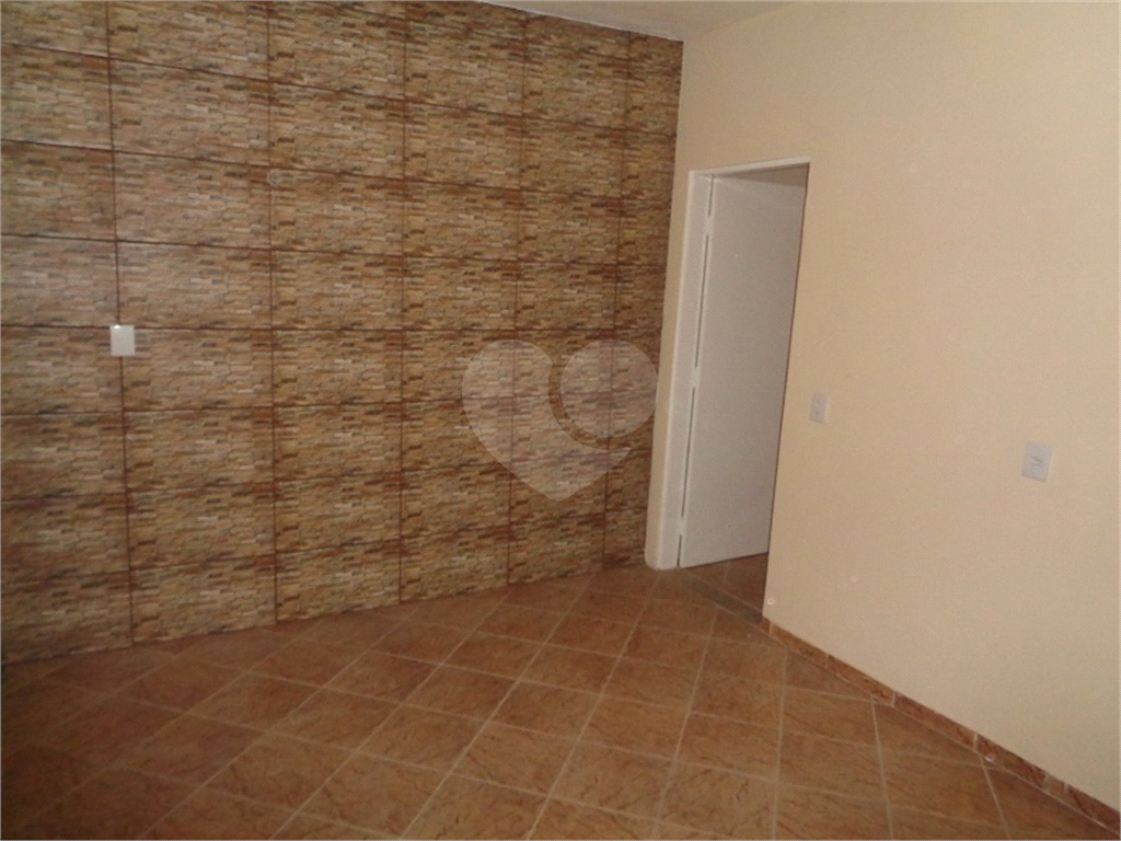 TERRENO COM 4 CASAS ALUGADAS