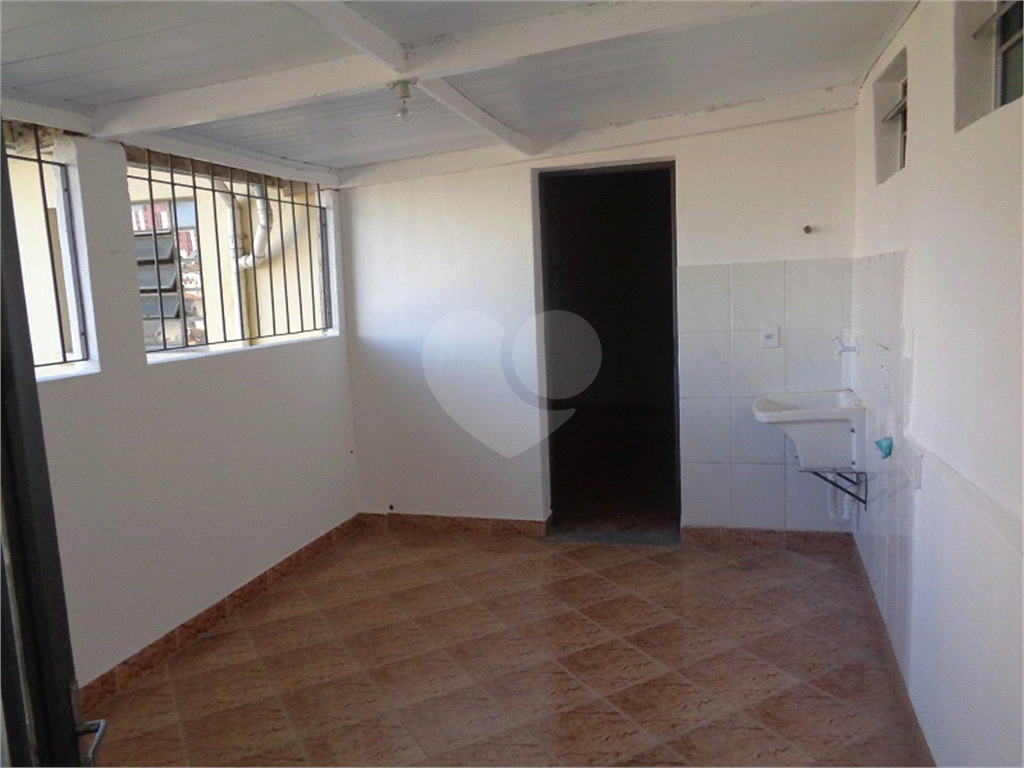 TERRENO COM 4 CASAS ALUGADAS