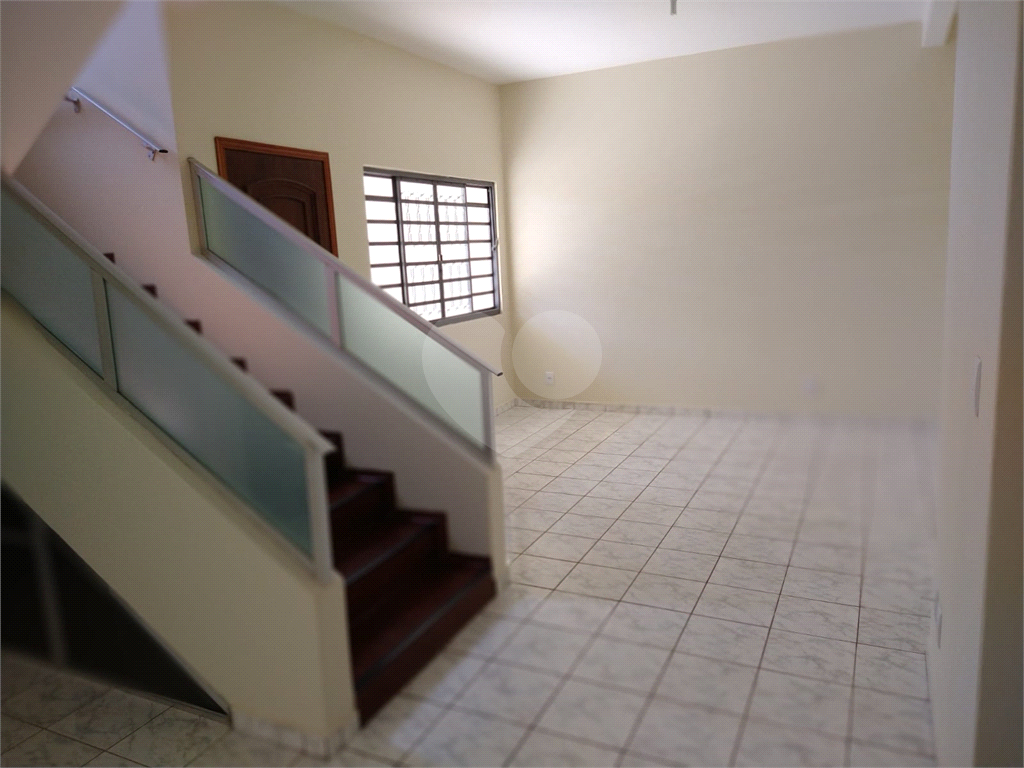 Sobrado à venda com 3 quartos, 290m² - Foto 5