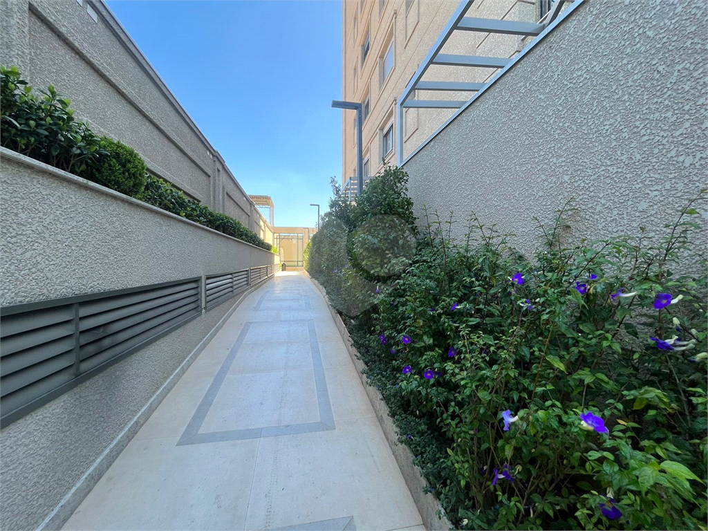 Apartamento na Lapa, com 3 dormitórios e 3 vagas