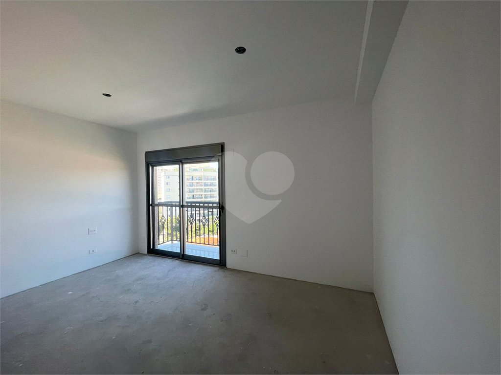 Apartamento na Lapa, com 3 dormitórios e 3 vagas