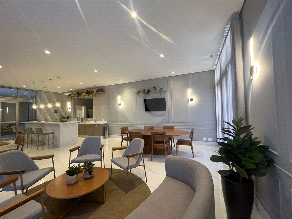 Apartamento na Lapa, com 3 dormitórios e 3 vagas