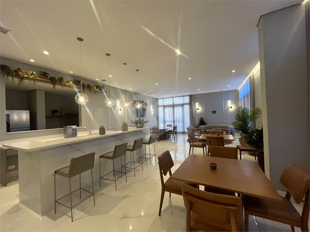 Apartamento na Lapa, com 3 dormitórios e 3 vagas