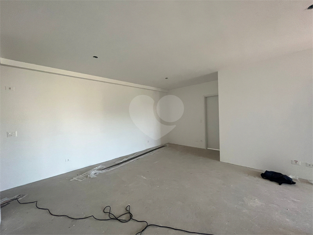 Apartamento na Lapa, com 3 dormitórios e 3 vagas