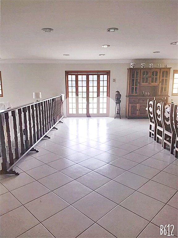 Casa à venda com 4 quartos, 330m² - Foto 28