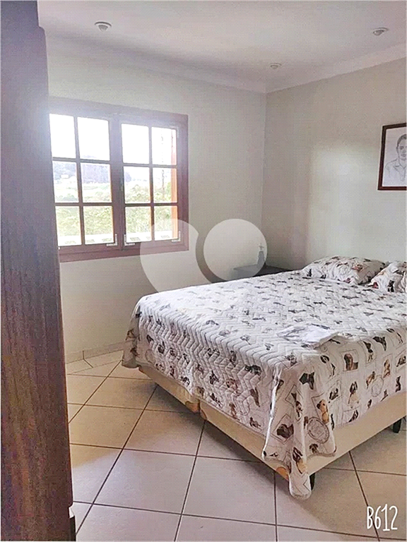 Casa à venda com 4 quartos, 330m² - Foto 19