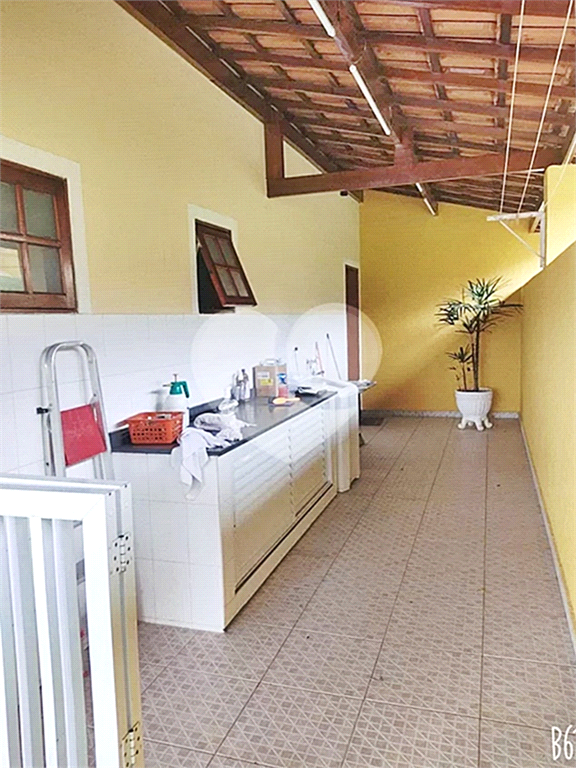 Casa à venda com 4 quartos, 330m² - Foto 30