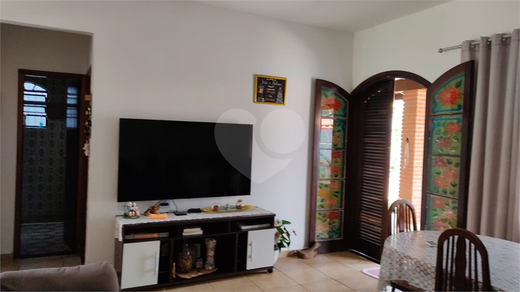 Casa à venda com 4 quartos, 160m² - Foto 12