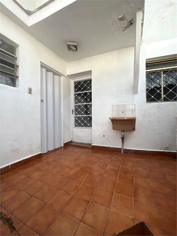SOBRADO em ÁGUA FRIA