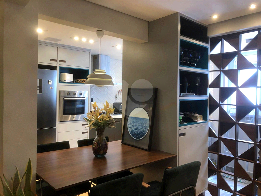 APARTAMENTO em HIGIENÓPOLIS