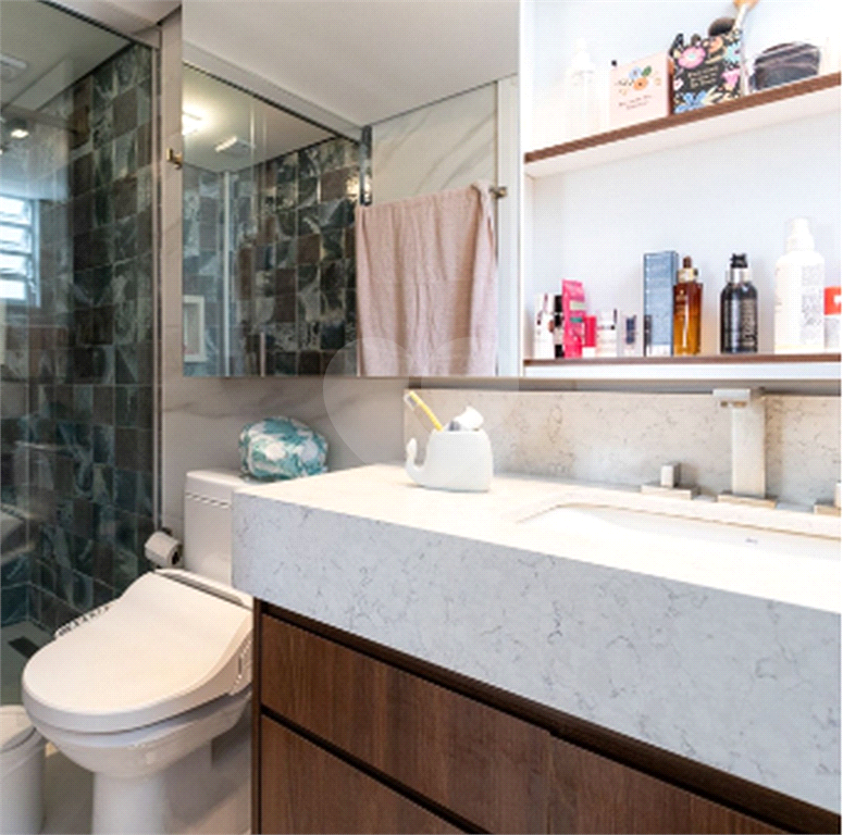 APARTAMENTO em HIGIENÓPOLIS