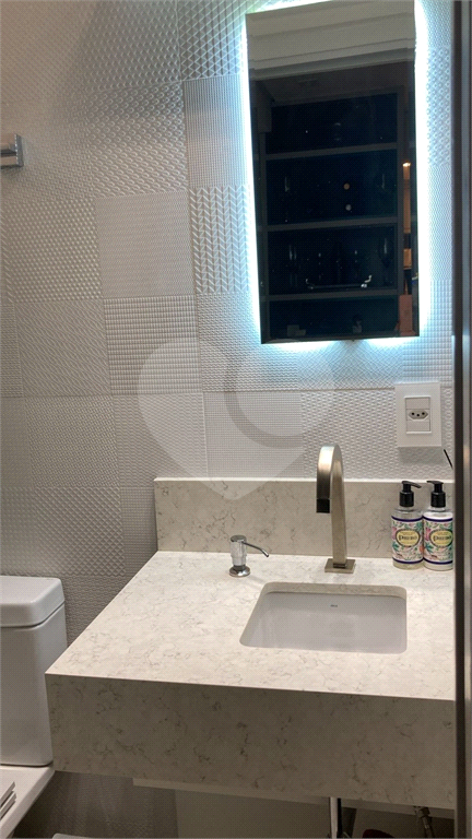 APARTAMENTO em HIGIENÓPOLIS