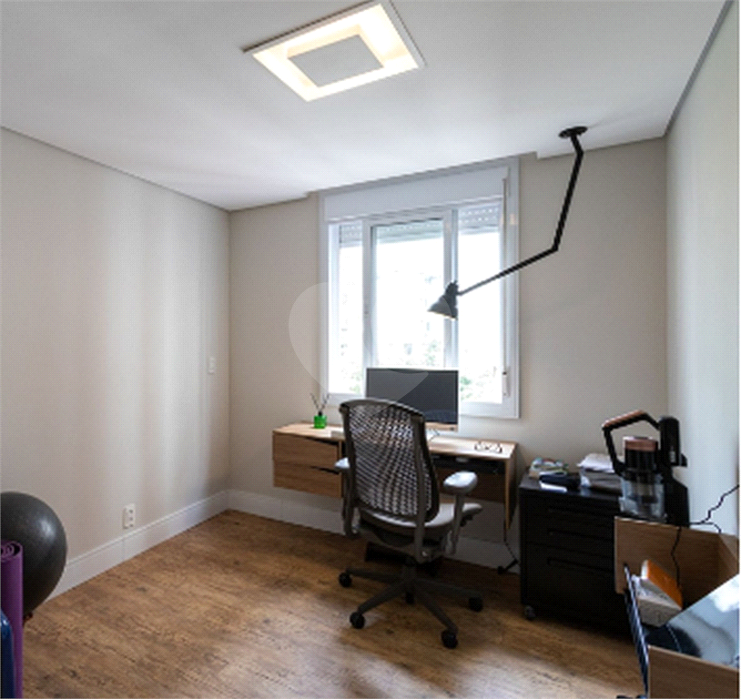 APARTAMENTO em HIGIENÓPOLIS