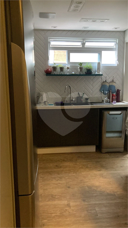 APARTAMENTO em HIGIENÓPOLIS