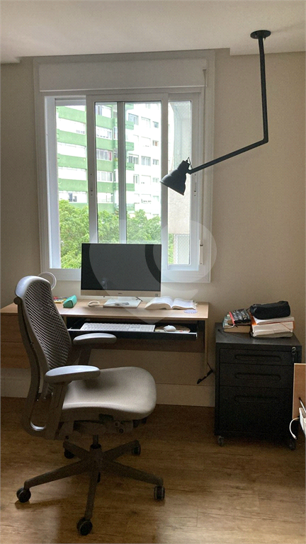 APARTAMENTO em HIGIENÓPOLIS