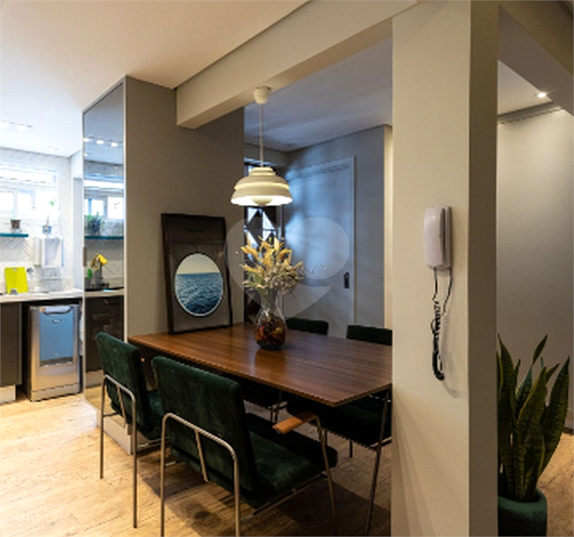 APARTAMENTO em HIGIENÓPOLIS