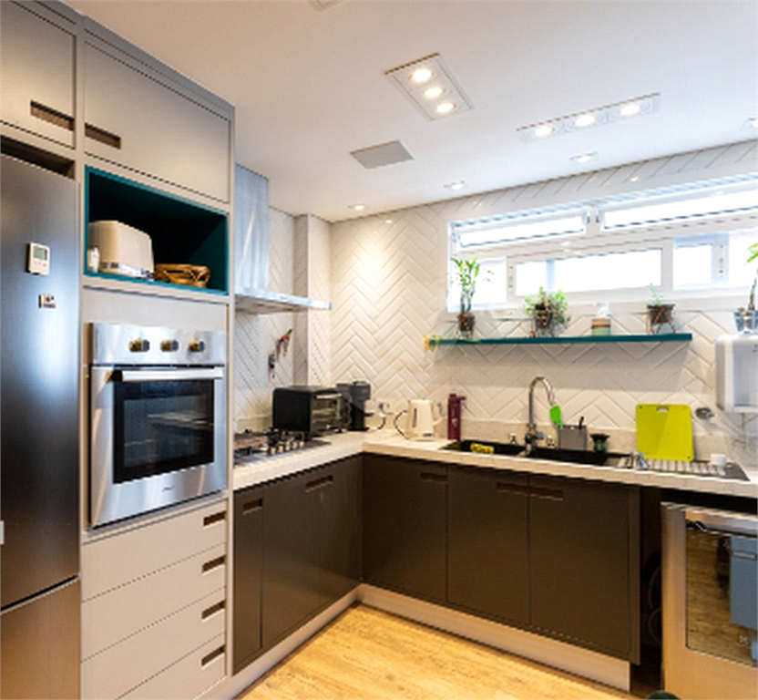APARTAMENTO em HIGIENÓPOLIS