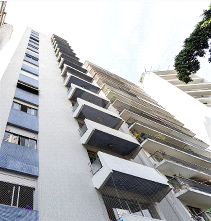 APARTAMENTO em HIGIENÓPOLIS
