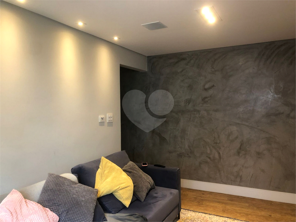 APARTAMENTO em HIGIENÓPOLIS