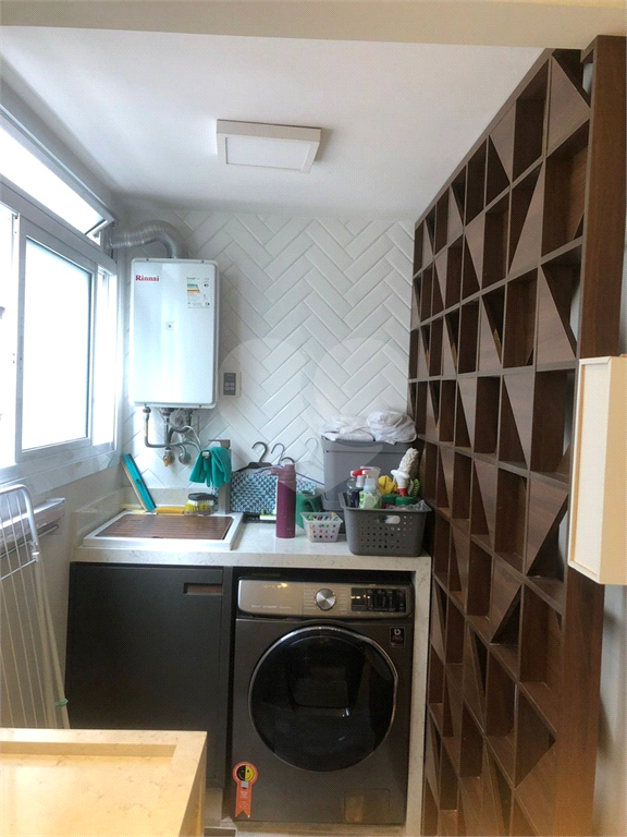 APARTAMENTO em HIGIENÓPOLIS