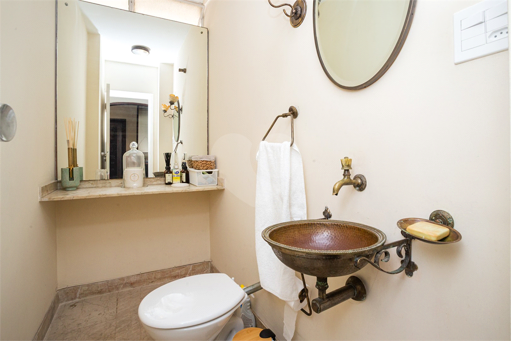 Apartamento à venda em Santa Cecília 
HIGIENÓPOLIS