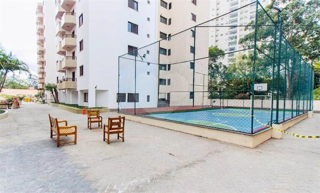 APARTAMENTO em TUCURUVI