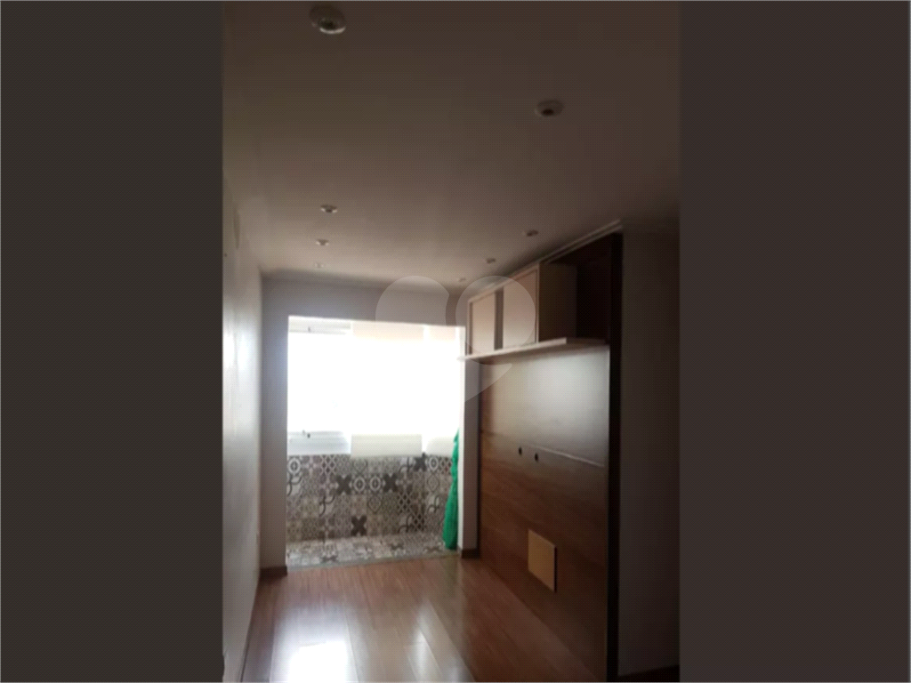 Apartamento à venda com 2 quartos, 56m² - Foto 2