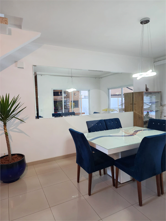 Casa de Condomínio à venda com 4 quartos, 300m² - Foto 9