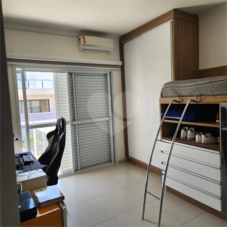 Casa de Condomínio à venda com 4 quartos, 300m² - Foto 10