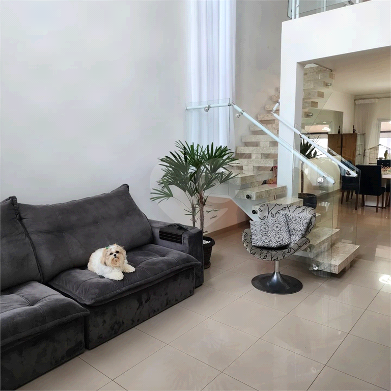 Casa de Condomínio à venda com 4 quartos, 300m² - Foto 4