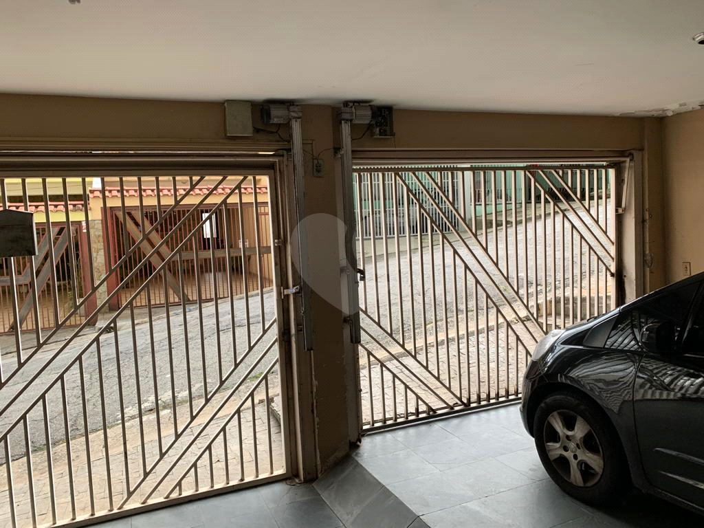 Sobrado à venda com 3 quartos, 216m² - Foto 25