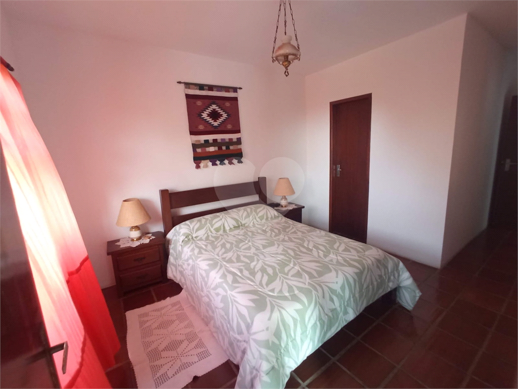 Casa de Condomínio à venda com 4 quartos, 207m² - Foto 18