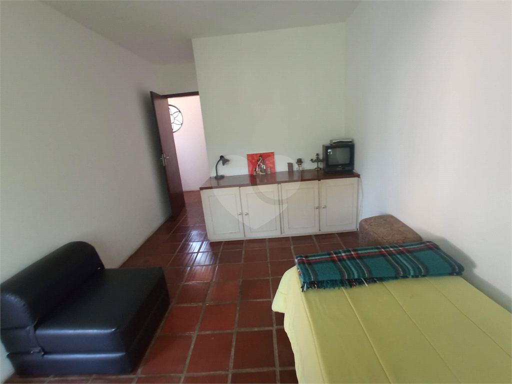 Casa de Condomínio à venda com 4 quartos, 207m² - Foto 25