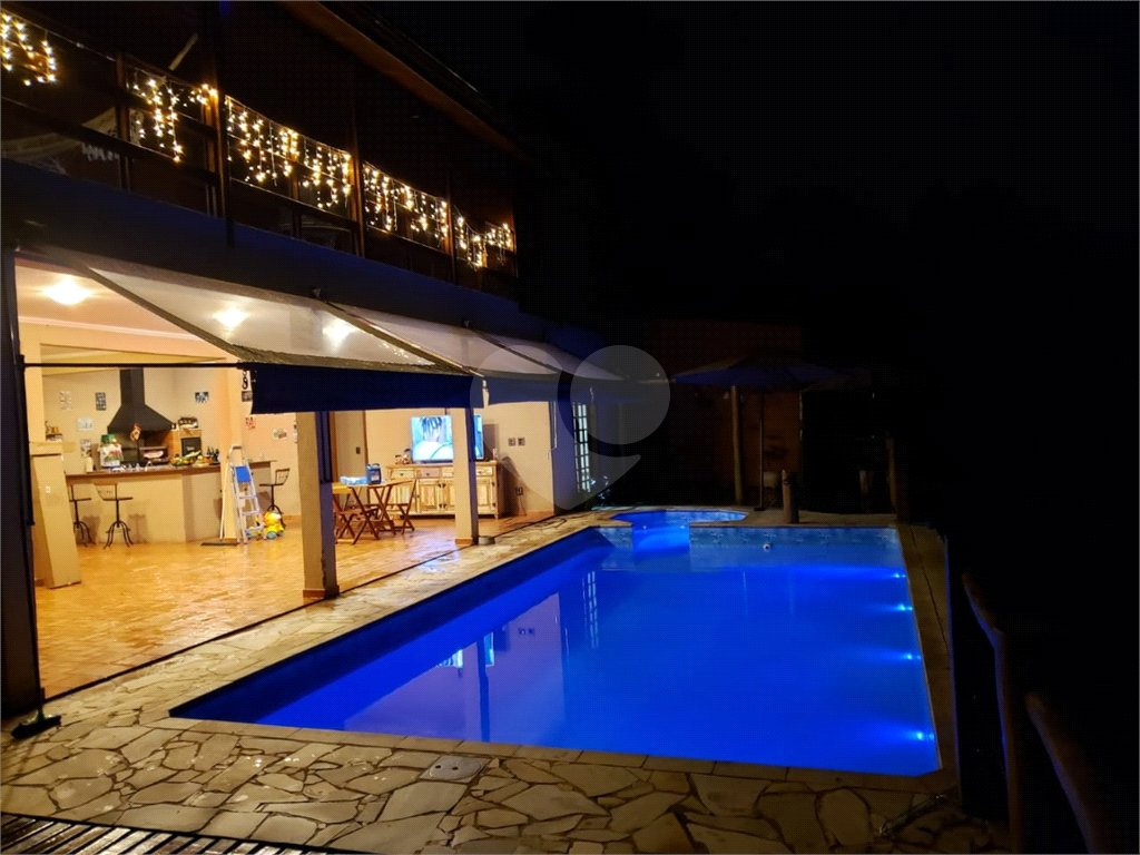 Casa em Condominio Fechado na Estancia Santa Maria do Laranjal. Estuda permuta.