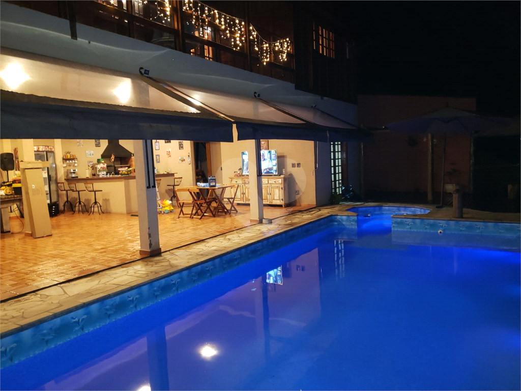 Casa em Condominio Fechado na Estancia Santa Maria do Laranjal. Estuda permuta.