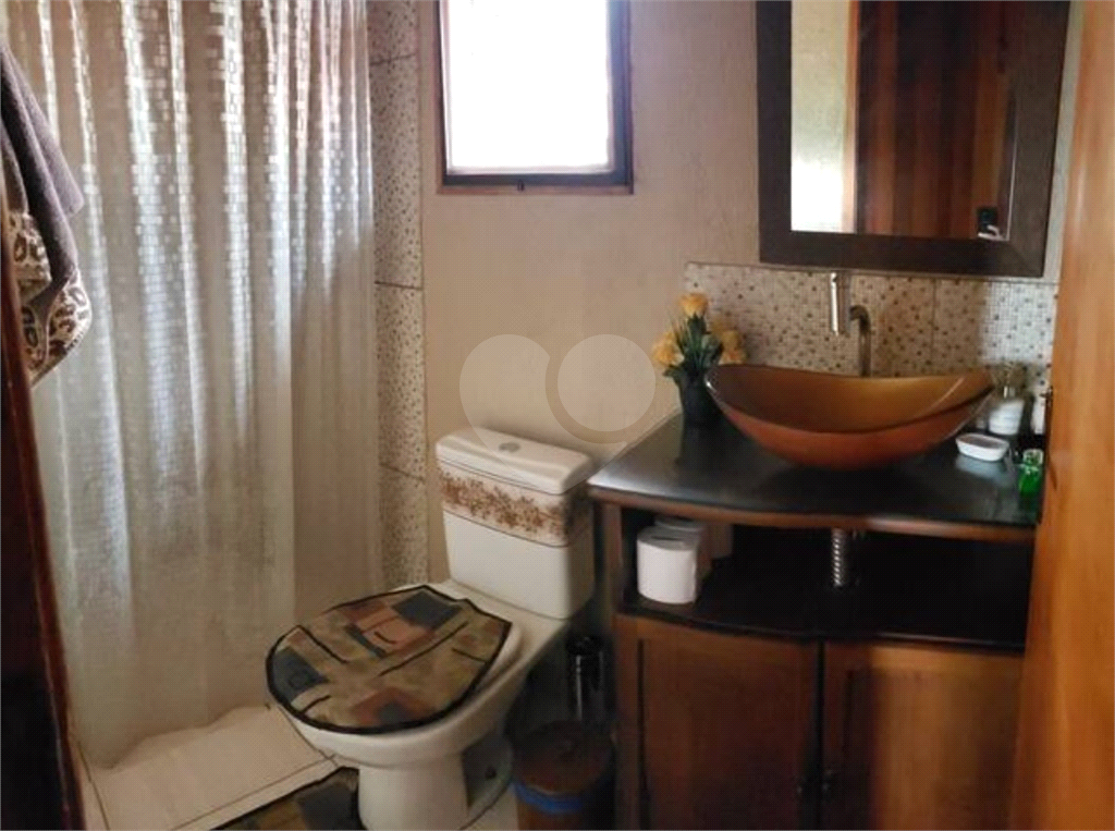 Casa em Condominio Fechado na Estancia Santa Maria do Laranjal. Estuda permuta.