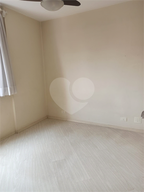 APARTAMENTO NA BRAZ LEME  COM 2 DORMITÓRIOS E PISCINA