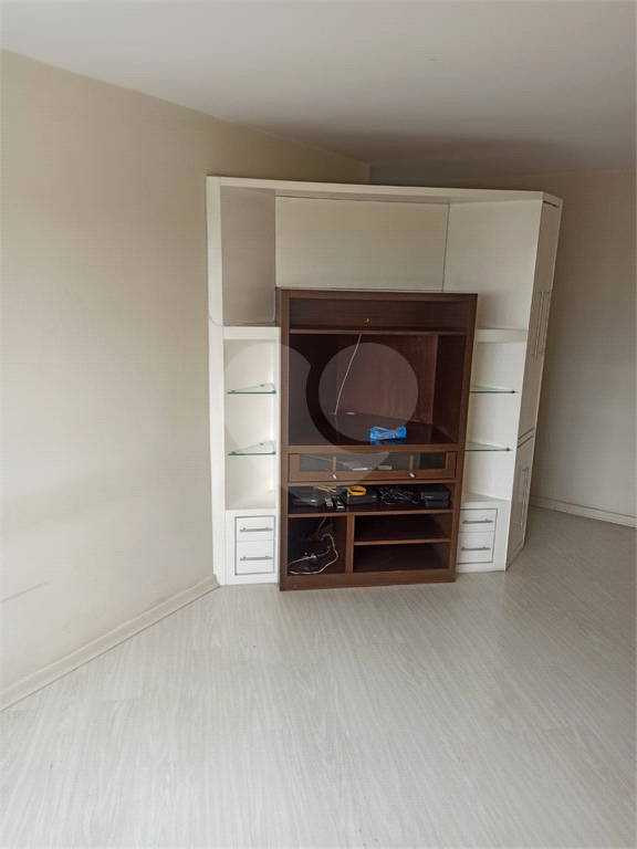 APARTAMENTO NA BRAZ LEME  COM 2 DORMITÓRIOS E PISCINA