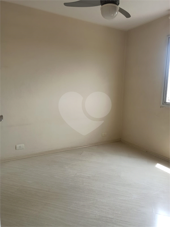 APARTAMENTO NA BRAZ LEME  COM 2 DORMITÓRIOS E PISCINA