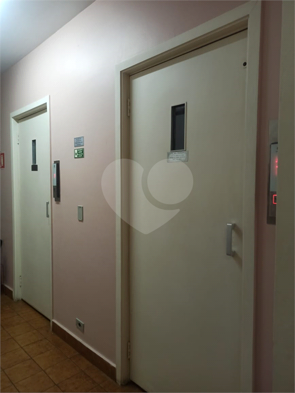 APARTAMENTO NA BRAZ LEME  COM 2 DORMITÓRIOS E PISCINA