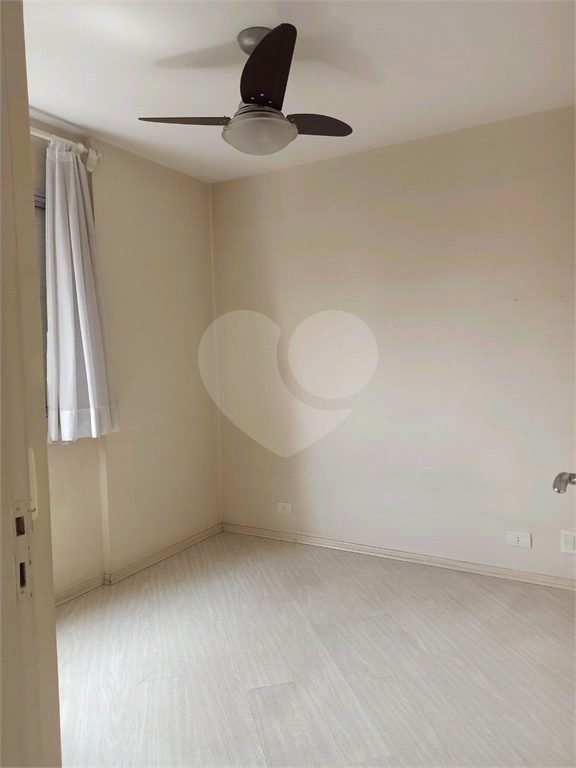 APARTAMENTO NA BRAZ LEME  COM 2 DORMITÓRIOS E PISCINA