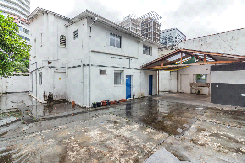 Sobrado Comercial à venda no JARDIM EUROPA com 230 m²