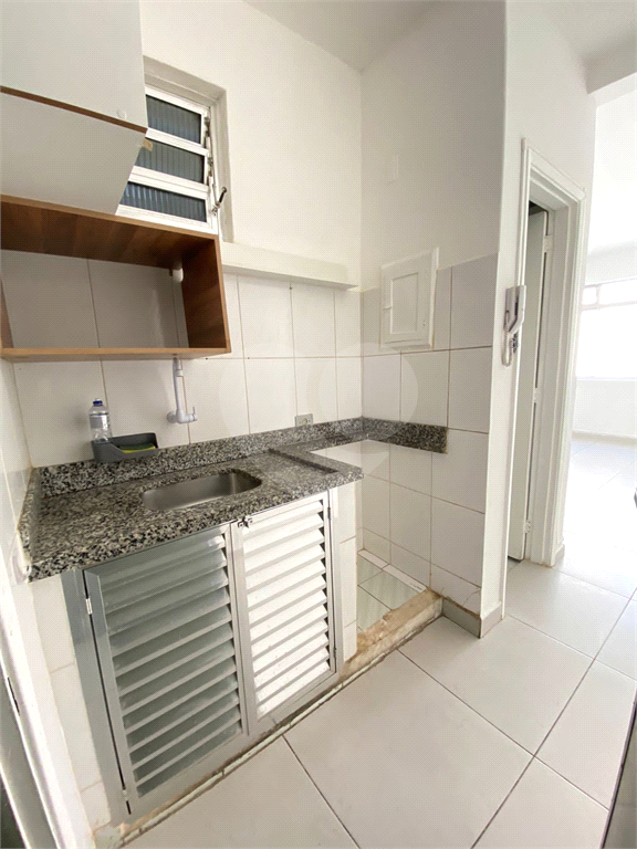 Apartamento à venda com 1 quarto, 30m² - Foto 16