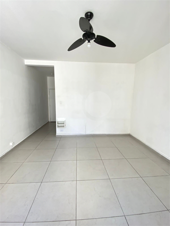 Apartamento à venda com 1 quarto, 30m² - Foto 4