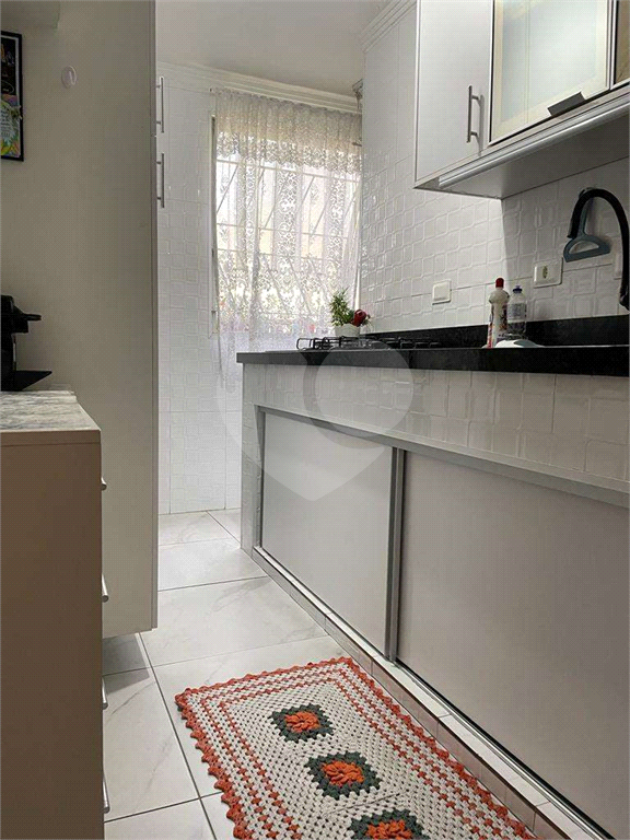 APARTAMENTO em CASA VERDE