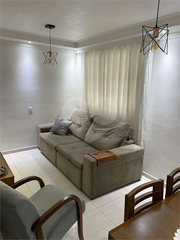 APARTAMENTO em CASA VERDE