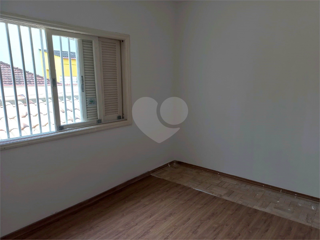 Casa com 800 metros de Terreno uma Mini Chácara dentro do Bairro Jardim Floresta!!