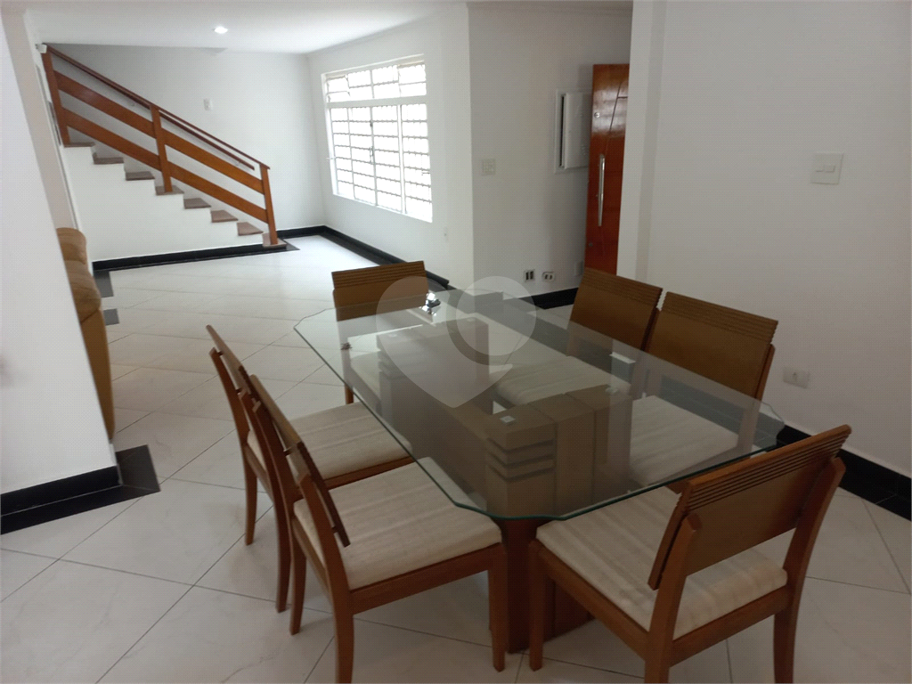 Casa com 800 metros de Terreno uma Mini Chácara dentro do Bairro Jardim Floresta!!