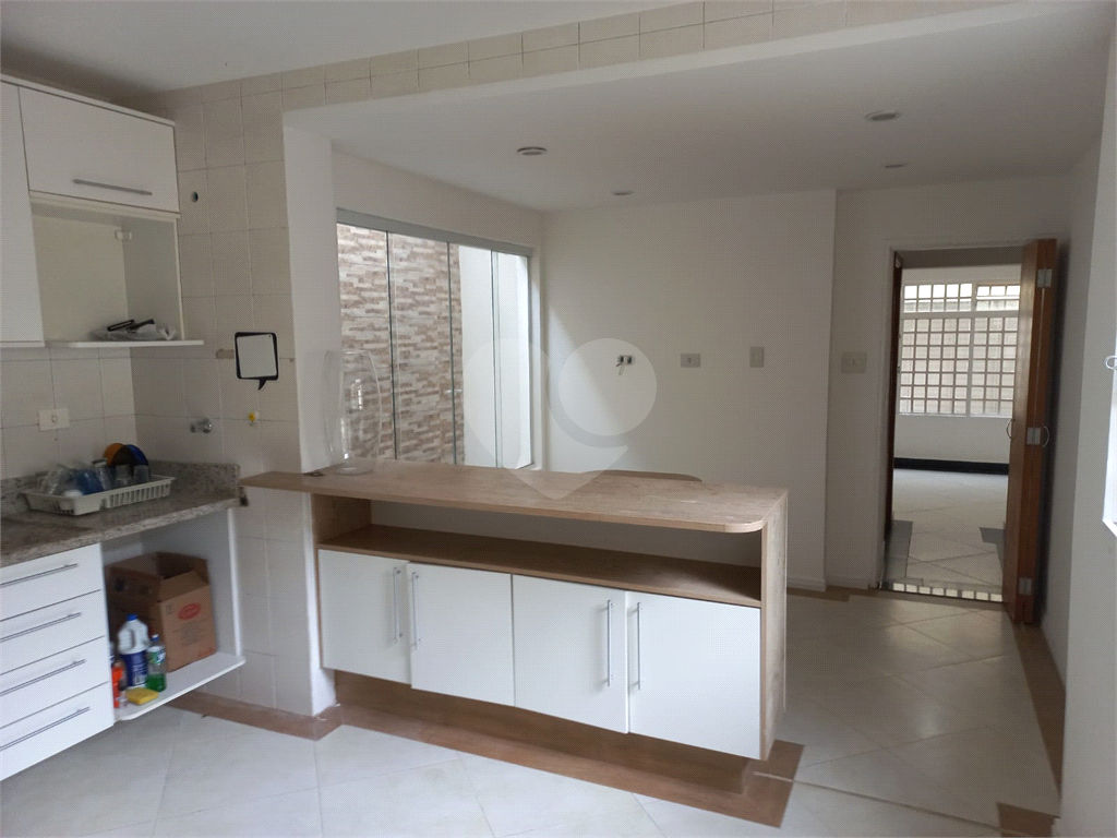 Casa com 800 metros de Terreno uma Mini Chácara dentro do Bairro Jardim Floresta!!