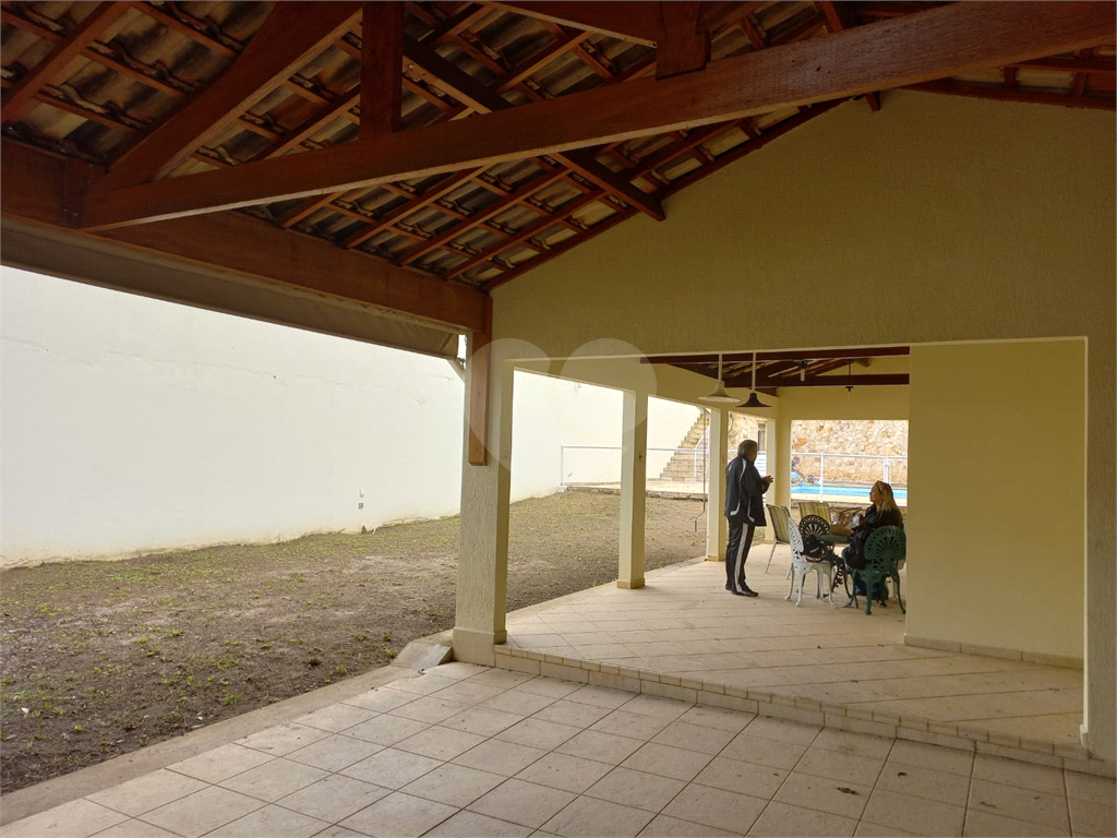 Casa com 800 metros de Terreno uma Mini Chácara dentro do Bairro Jardim Floresta!